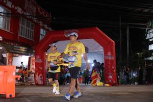 BIB: 4705
                            <button type="button" onclick="openModal(26262672)" class="btn btn-primary btn-sm float-right btn-popup" data-toggle="modal" data-target=".modal-high-quality">
                        <i class="fas fa-shopping-cart"></i> Add to Cart
                    </button>
                                            <button type="button" onclick="isThisMe(26262672, true)" class="btn btn-success btn-sm float-right btn-popup btn-isme hidden" data-toggle="tooltip" data-placement="bottom" title="นี่คือรูปของคุณใช่ไหม คลิกที่นี่เพื่อเอาเข้าอัลบั้ม">
                        <i class="fas fa-plus"></i> Add to album
                    </button>
                    <button type="button" onclick="isThisMe(26262672, false)" class="btn btn-warning btn-sm float-right btn-popup btn-isnotme hidden">
                        <i class="fas fa-ban"></i> Remove from album
                    </button>